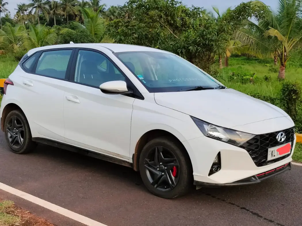 Hyundai I20 Sportz Used Car in Kerala (4)