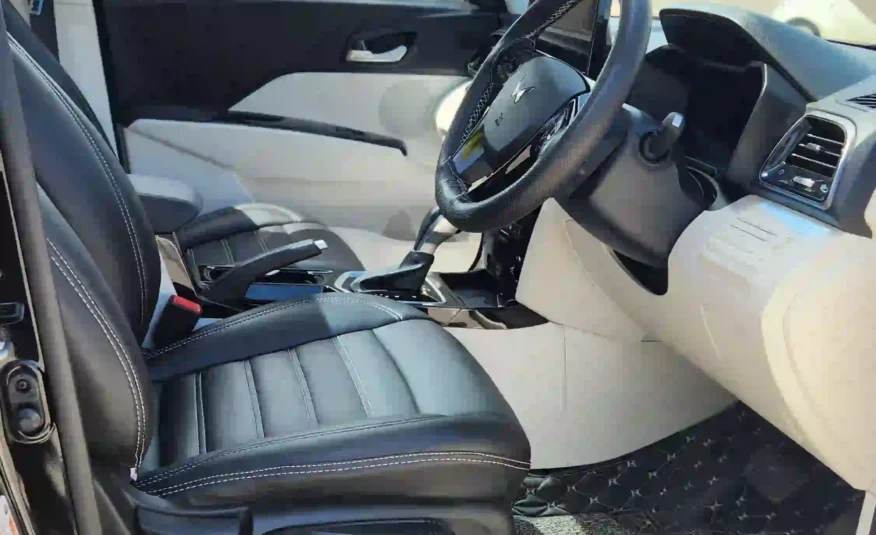 Mahindra XUV 3XO